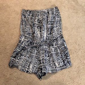 Aeropostale strapless romper